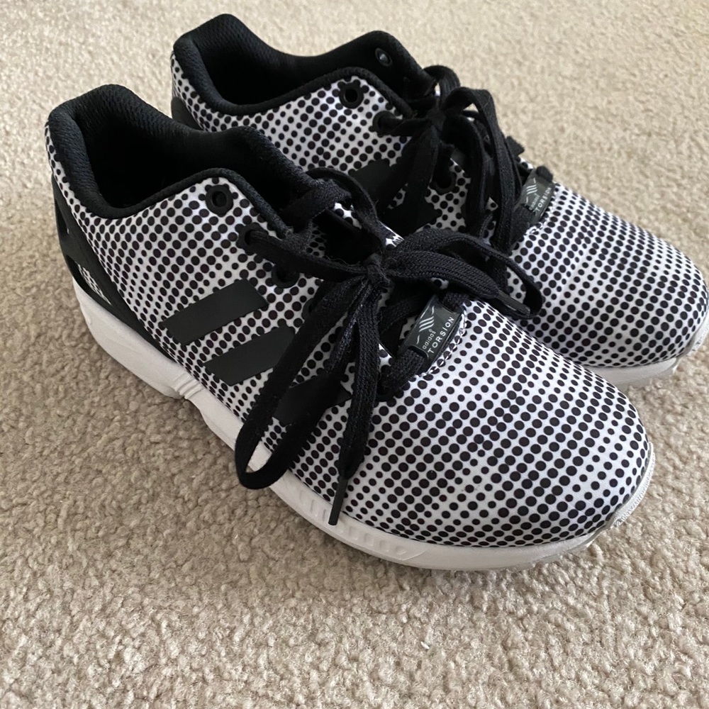 Adidas - Picture 2 of 3
